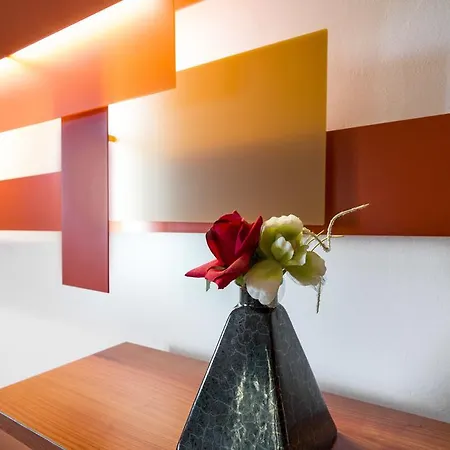 Comodo Monolocale A Milano! Appartement Milan