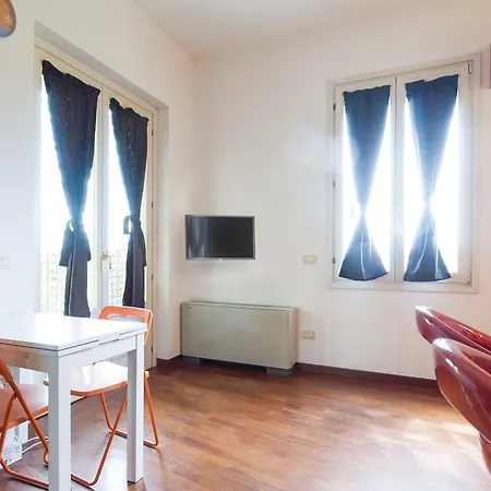 Apartment Comodo Monolocale A Milano! *